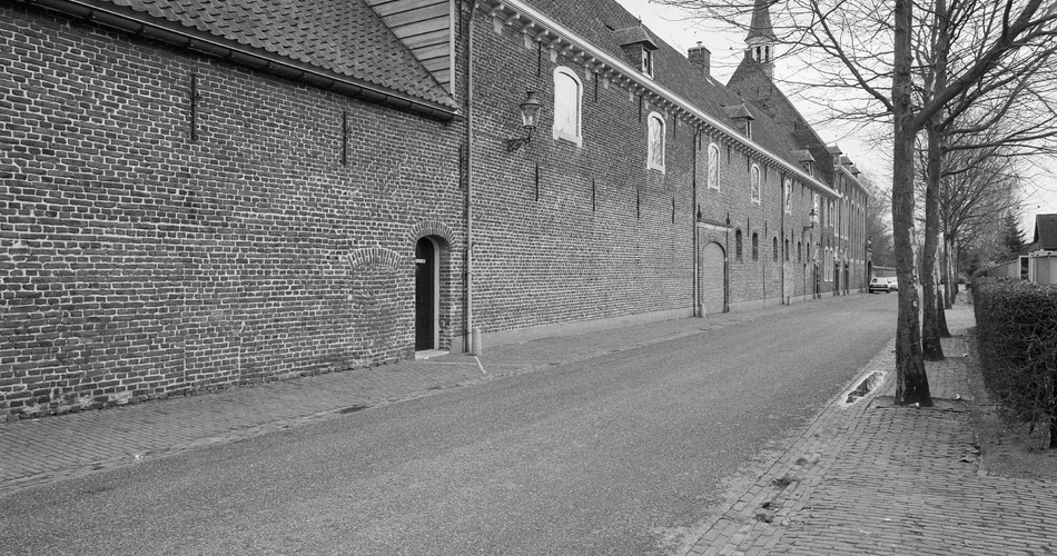 Over Kloosters, Structuur En Controle. Het Belang Van Brabantse ...